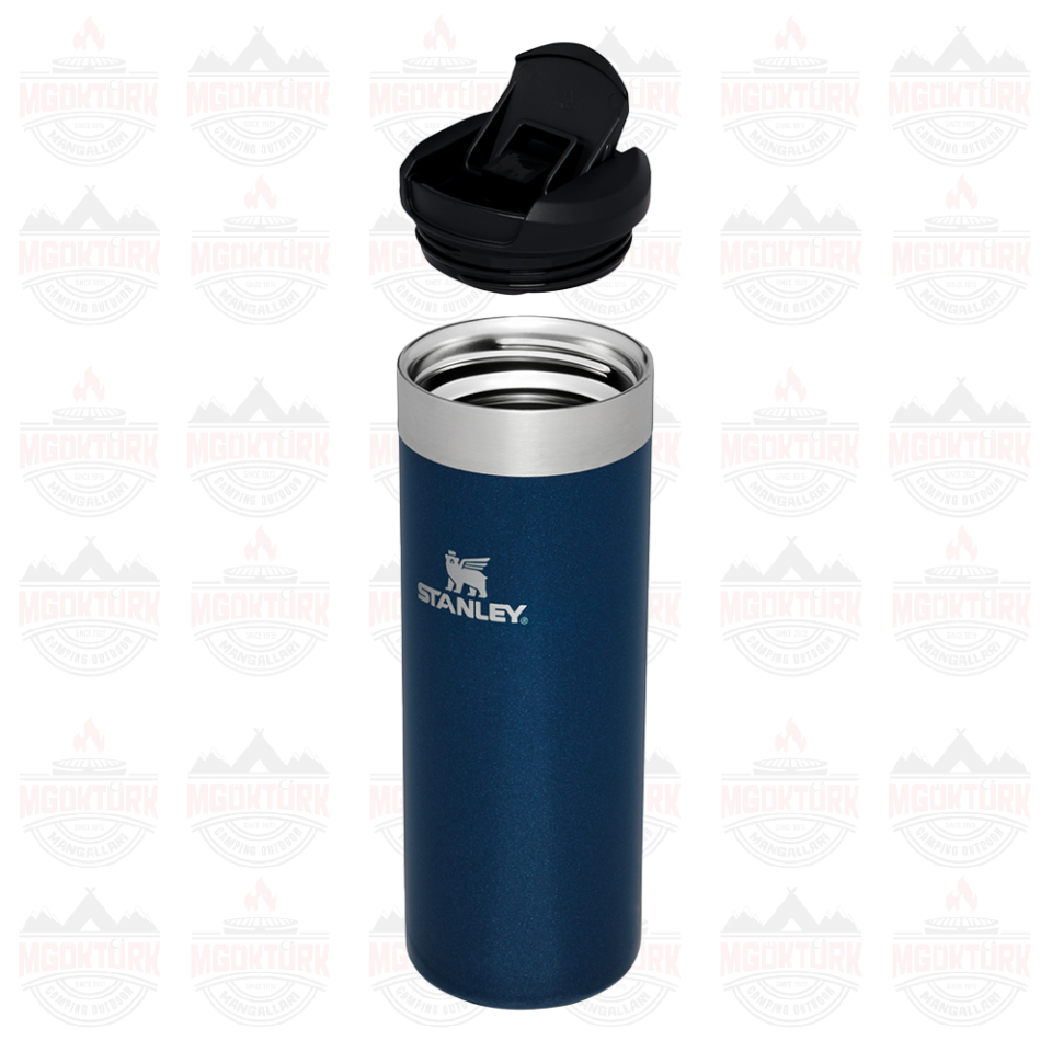 The AeroLight ™ Transit Mug 0.47L / 12oz Royal Blue Metallic 10-10787-149 / 1210001944442