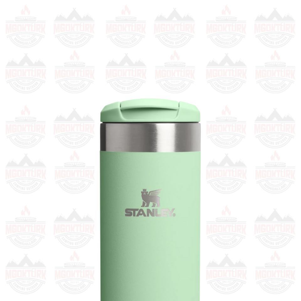The AeroLight™ Transit Mug .47L / 16oz Pistachio