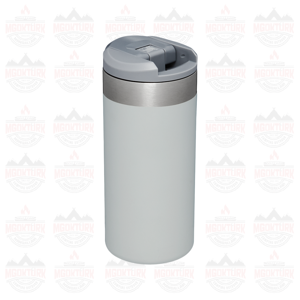 The AeroLight ™ Transit Mug 0.35L / 12oz Fog Metallic 10-10788-065 / 1210001904040