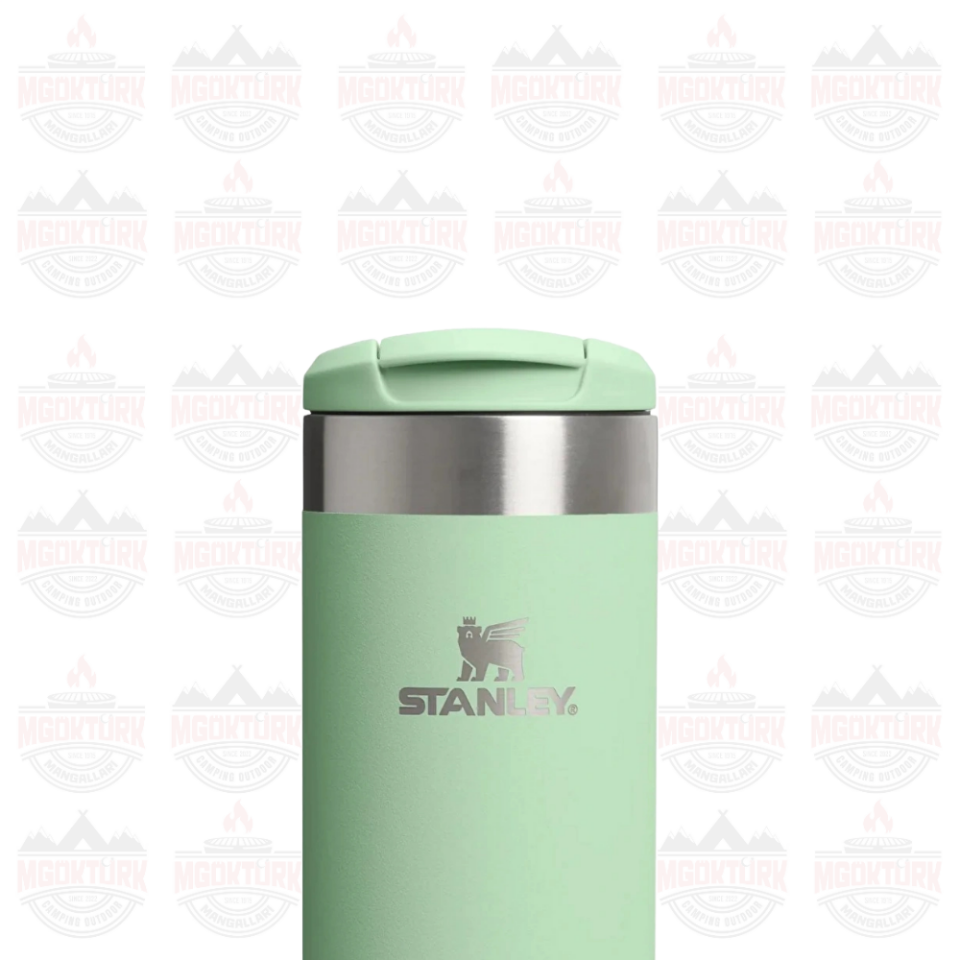 The AeroLight™ Transit Mug .35L / 12oz Pistachio