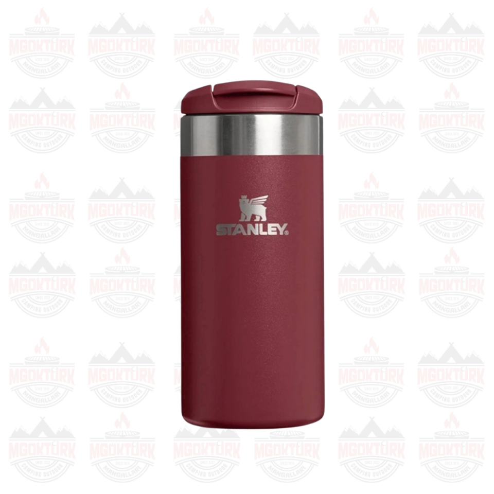 The AeroLight™ Transit Mug .35L / 12oz Cranberry