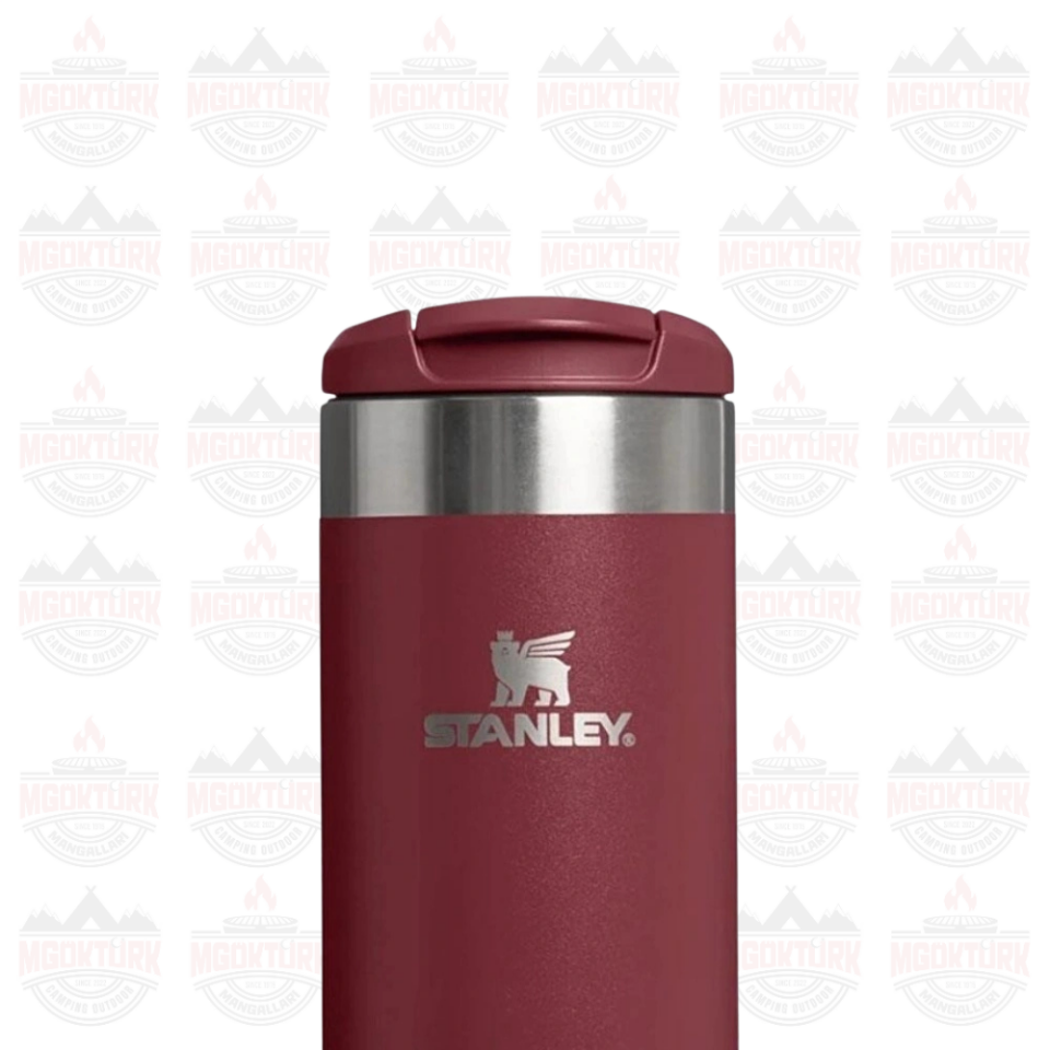 The AeroLight™ Transit Mug .35L / 12oz Cranberry