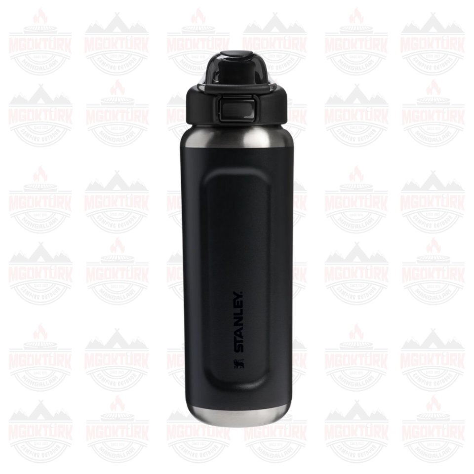The Stanley Wellspring Bottle 0.7L / 24oz Black