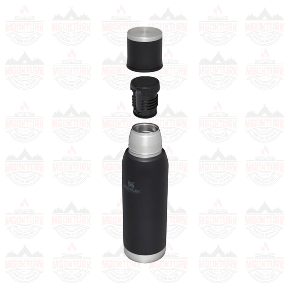 The Adventure To-Go Bottle 1.0L / 1.1 QT Black 10-10819-010 / 1210001904125