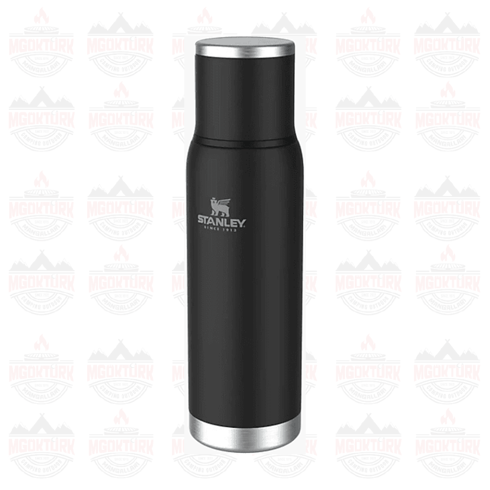 The Adventure To-Go Bottle 1.0L / 1.1 QT Black 10-10819-010 / 1210001904125