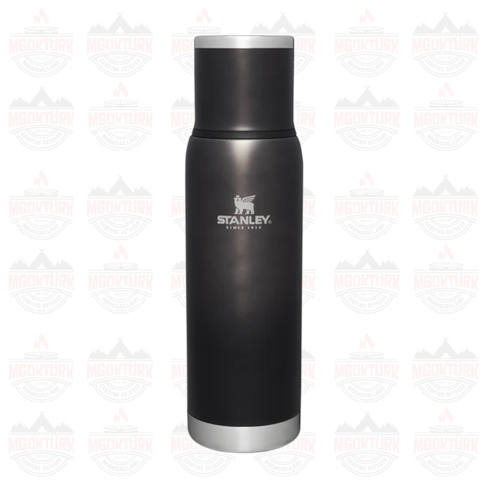 The Adventure To-Go Bottle 1.0L / 1.1 QT Black 10-10819-010 / 1210001904125
