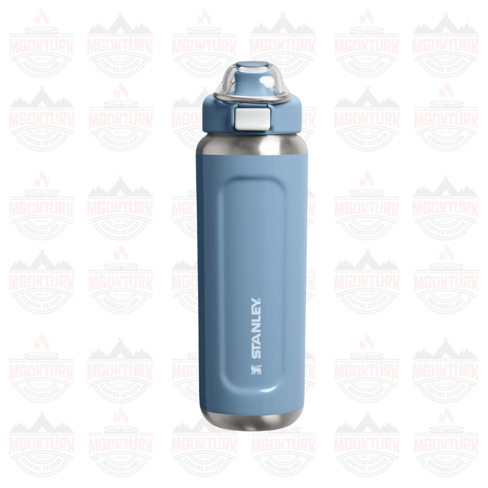 The Stanley Wellspring Bottle 0.7L / 24oz Indigo