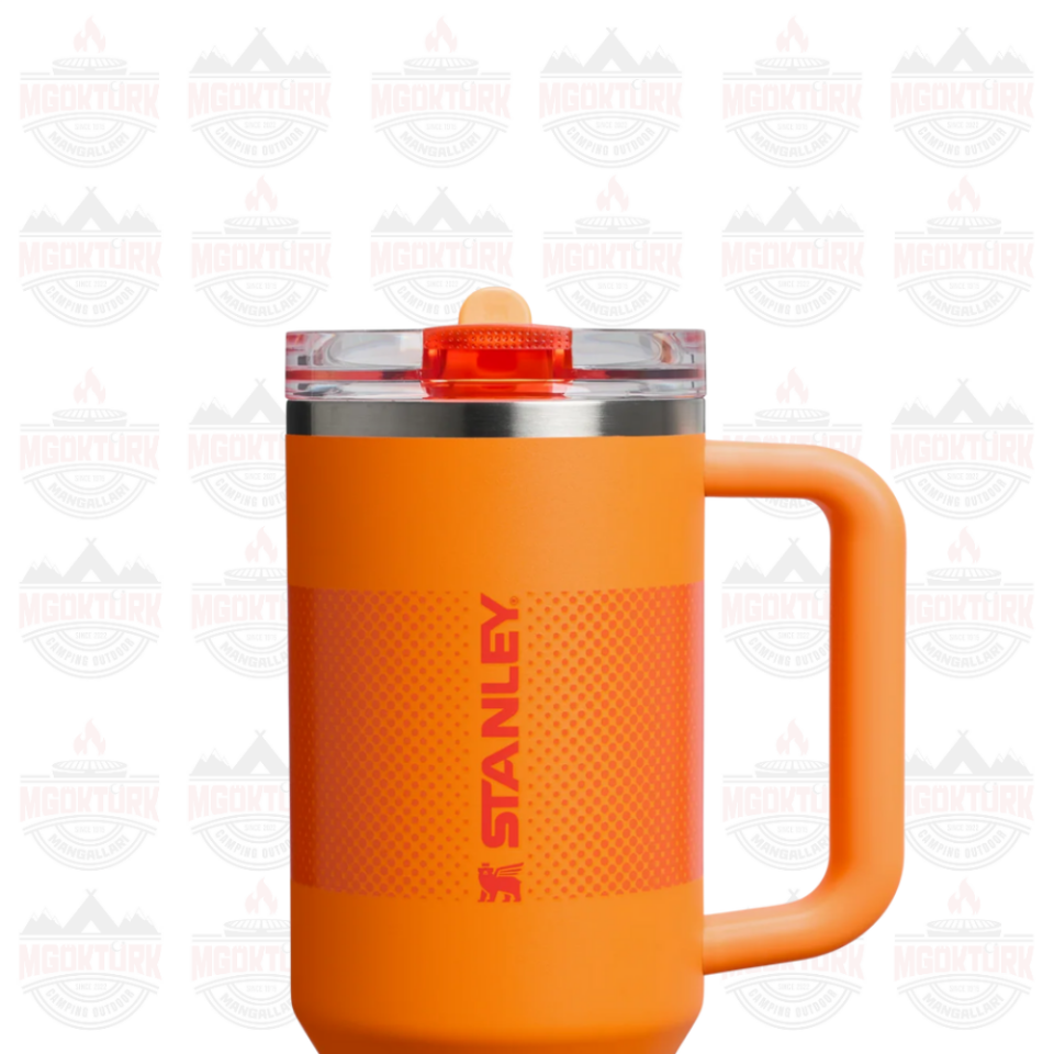 The Quencher ProTour Flip Straw Tumbler 1.18L / 40oz Goldenrod Fade