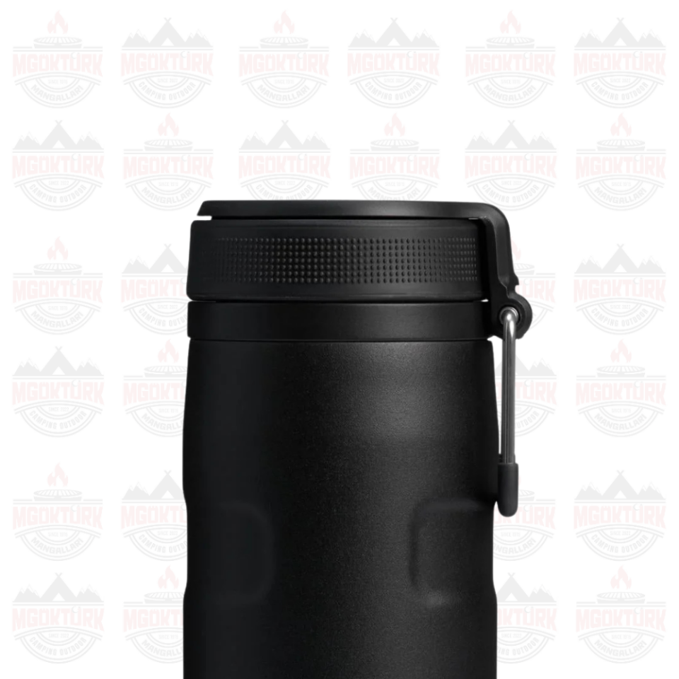 The IceFlow™ Bottle Flip Straw 2.0 0.47L / 16oz Black 2.0