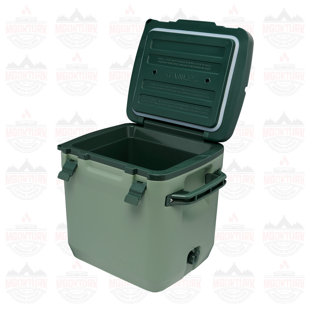 The Cold-For-Days Outdoor Cooler 28.3L / 30QT Hammertone Green 10-01936-062 / 1210001903449