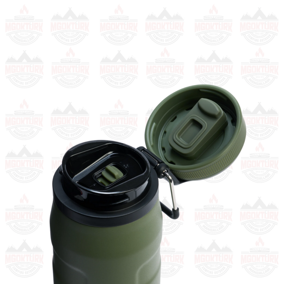 The IceFlow™ Bottle Twist Flip 0.7L / 24oz Dried Pine