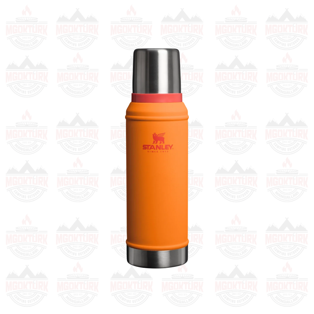 The Legendary Classic Bottle 0.94L / 1.0QT Goldenrod Coral
