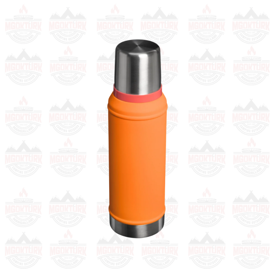 The Legendary Classic Bottle 0.94L / 1.0QT Goldenrod Coral