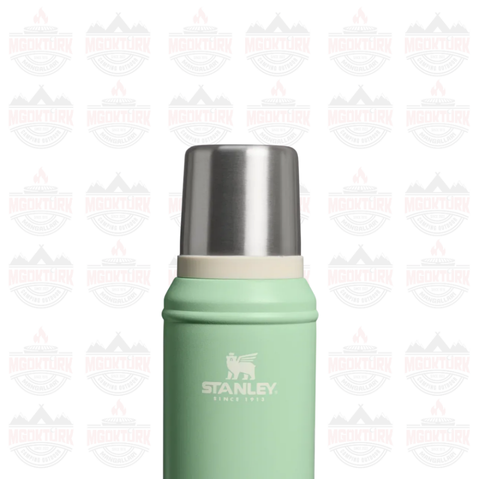 The Legendary Classic Bottle 0.94L / 1.0QT Pistachio