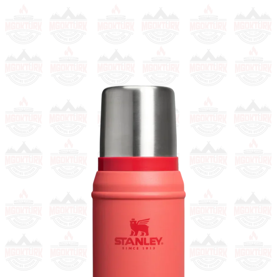 The Legendary Classic Bottle .75L / 25oz Hot Coral