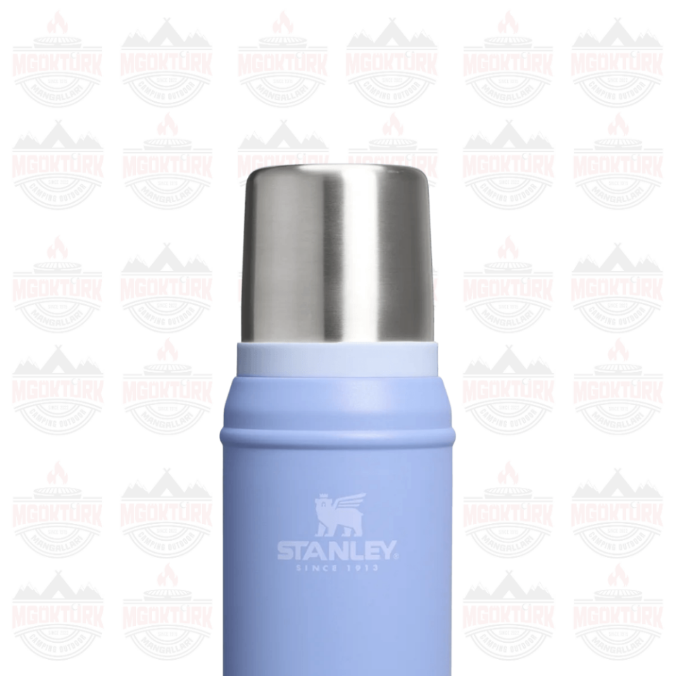 The Legendary Classic Bottle .75L / 25oz Hydrangea