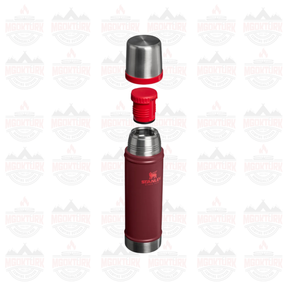 Legendary Classic Bottle | 0.59L / 20oz Cranberry