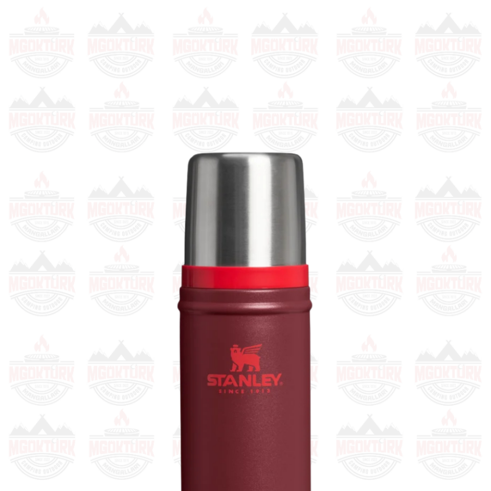 Legendary Classic Bottle | 0.59L / 20oz Cranberry