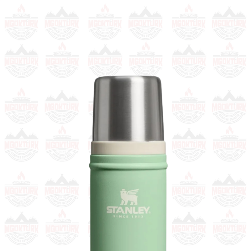 Legendary Classic Bottle | 0.59L / 20oz Pistachio