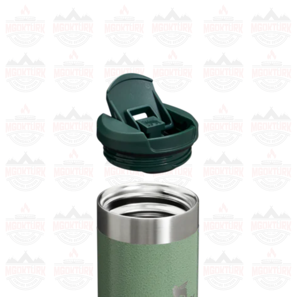 The AeroLight ™ Transit Mug 0.35L / 12oz Hammertone Green