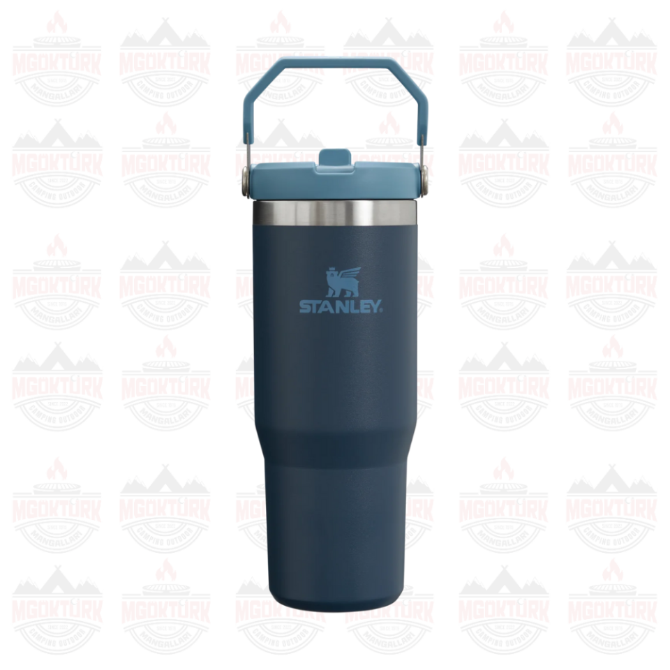 The IceFlow ™ Flip Straw Tumbler 0.89 LT Navy