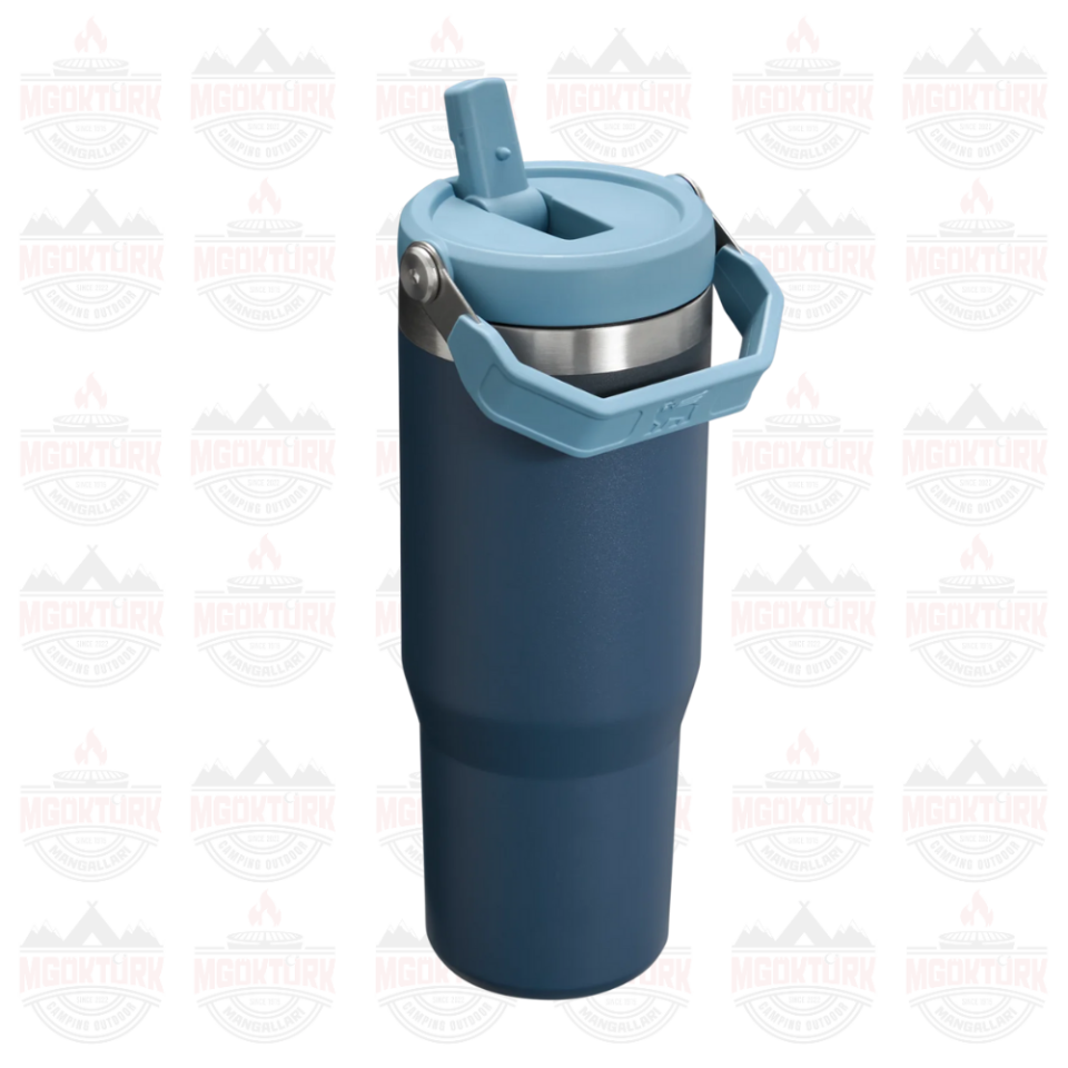The IceFlow ™ Flip Straw Tumbler 0.89 LT Navy