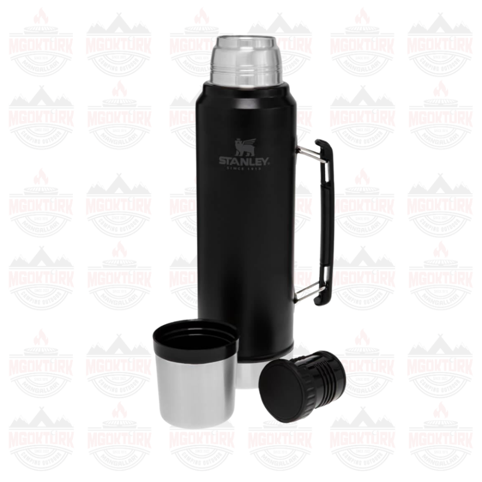 The Legendary Classic Bottle 1.0L / 1.1QT Matte Black Pebble