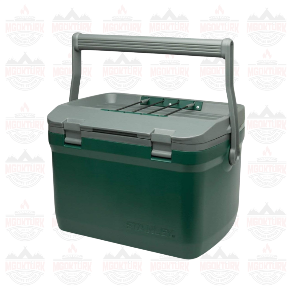 The Easy-Carry Outdoor Cooler 15.1L / 16QT Stanley Green