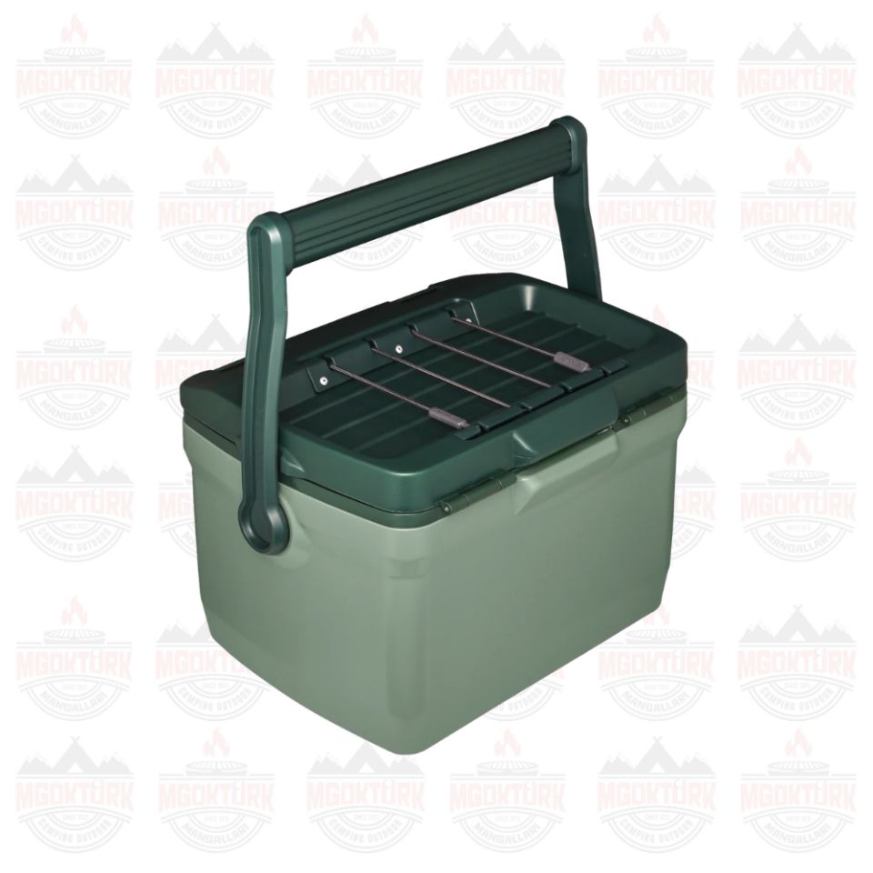 The Easy-Carry Outdoor Cooler 6.6L / 7QT  Stanley Green
