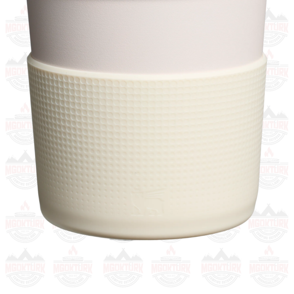 The Quencher Boot + Straw Topper 20oz / 30oz Cream