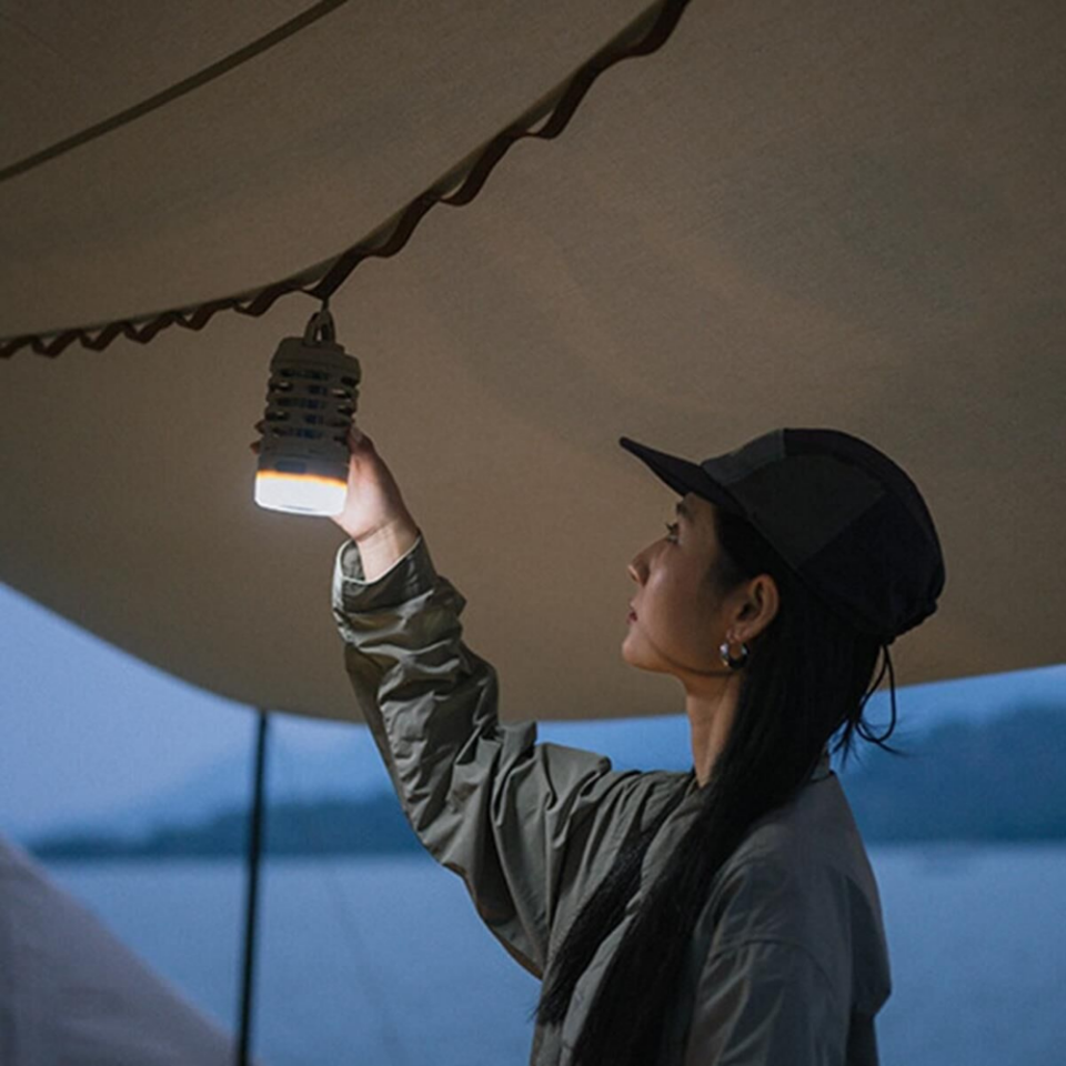 Naturehike Multi-Fonksiyonel Sivrisinek Kovucu & LED Kamp Lambası Yeşil