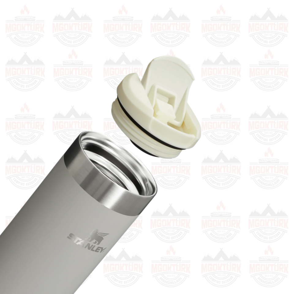 The AeroLight ™ Transit Mug 0.35L / 12oz Ash