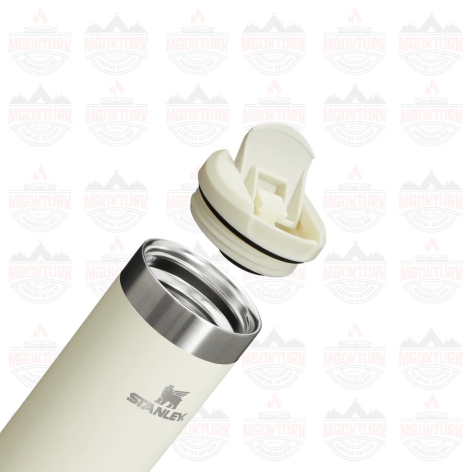 The AeroLight ™ Transit Mug 0.35L / 12oz Cream