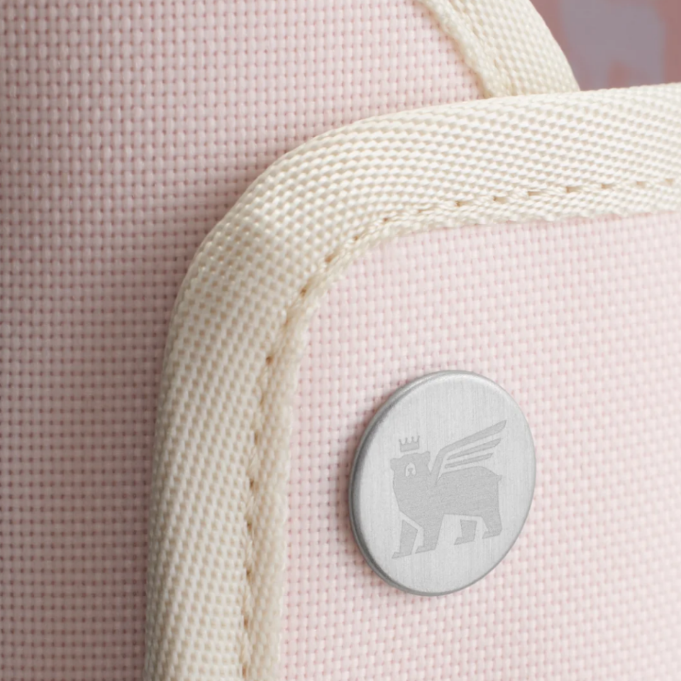 The All-Day  Quencher Carry-All 1.18L / 40oz Rose Quartz