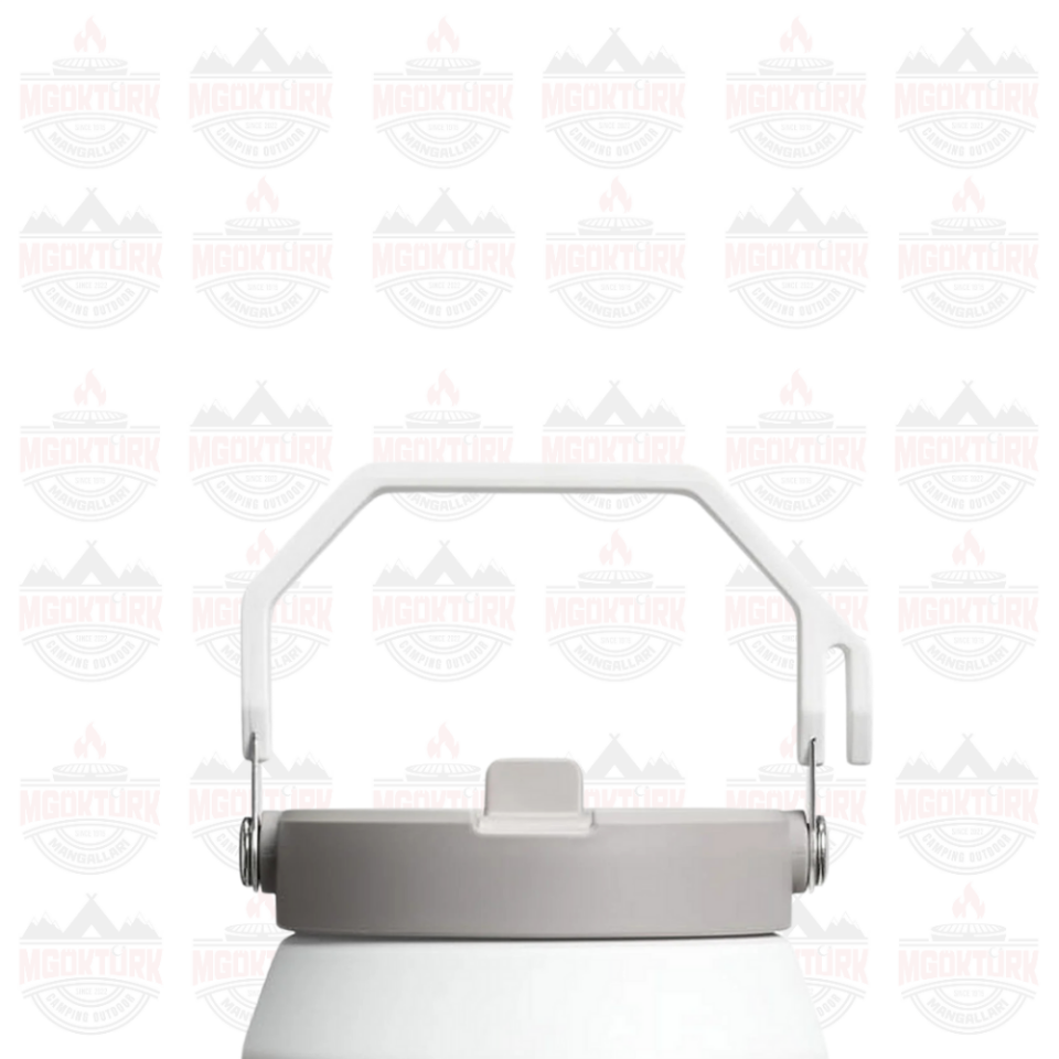 The IceFlow™ Flip Straw 2.0 Jug Frost