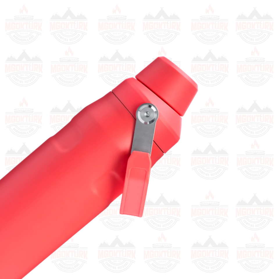 The Aerolight ™ IceFlow ™ Water Bottle Fast Flow 0.7L / 24oz Hot Coral