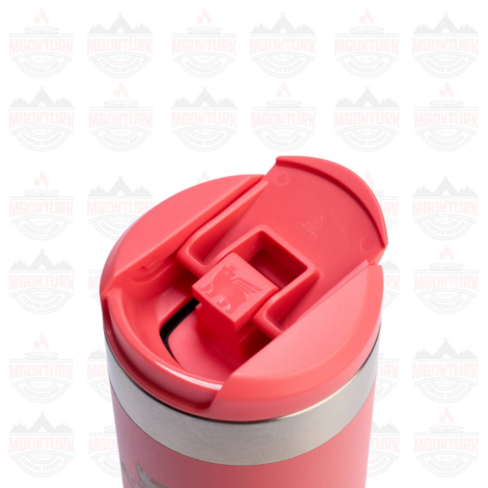 The AeroLight ™ Transit Mug 0.47L / 12oz Hot Coral