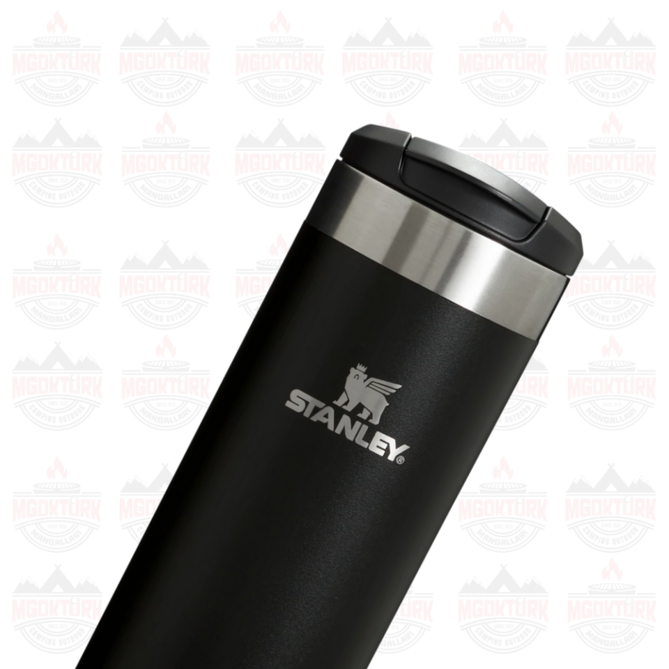 The AeroLight ™ Transit Mug 0.47L / 12oz Black 2.0