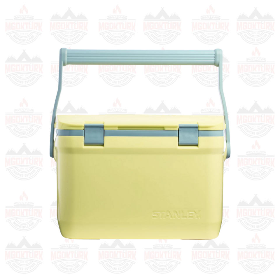 The Easy-Carry Outdoor Cooler 15.1L / 16QT Stanley Pomelo
