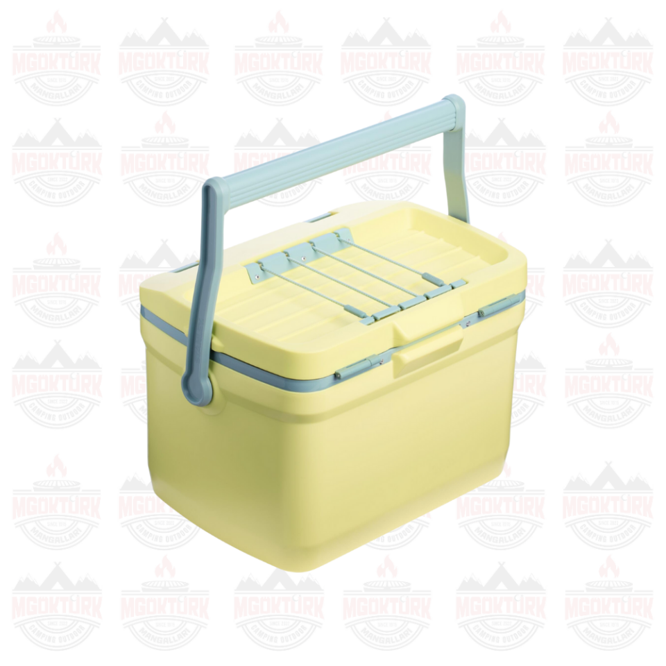 The Easy-Carry Outdoor Cooler 15.1L / 16QT Stanley Pomelo
