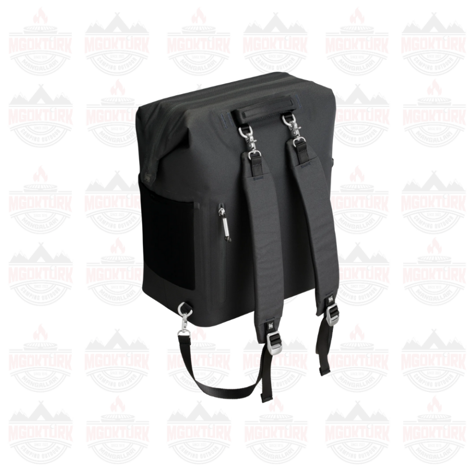 The All-Day Madeleine Midi Cooler Backpack 14L / 14.8QT Black