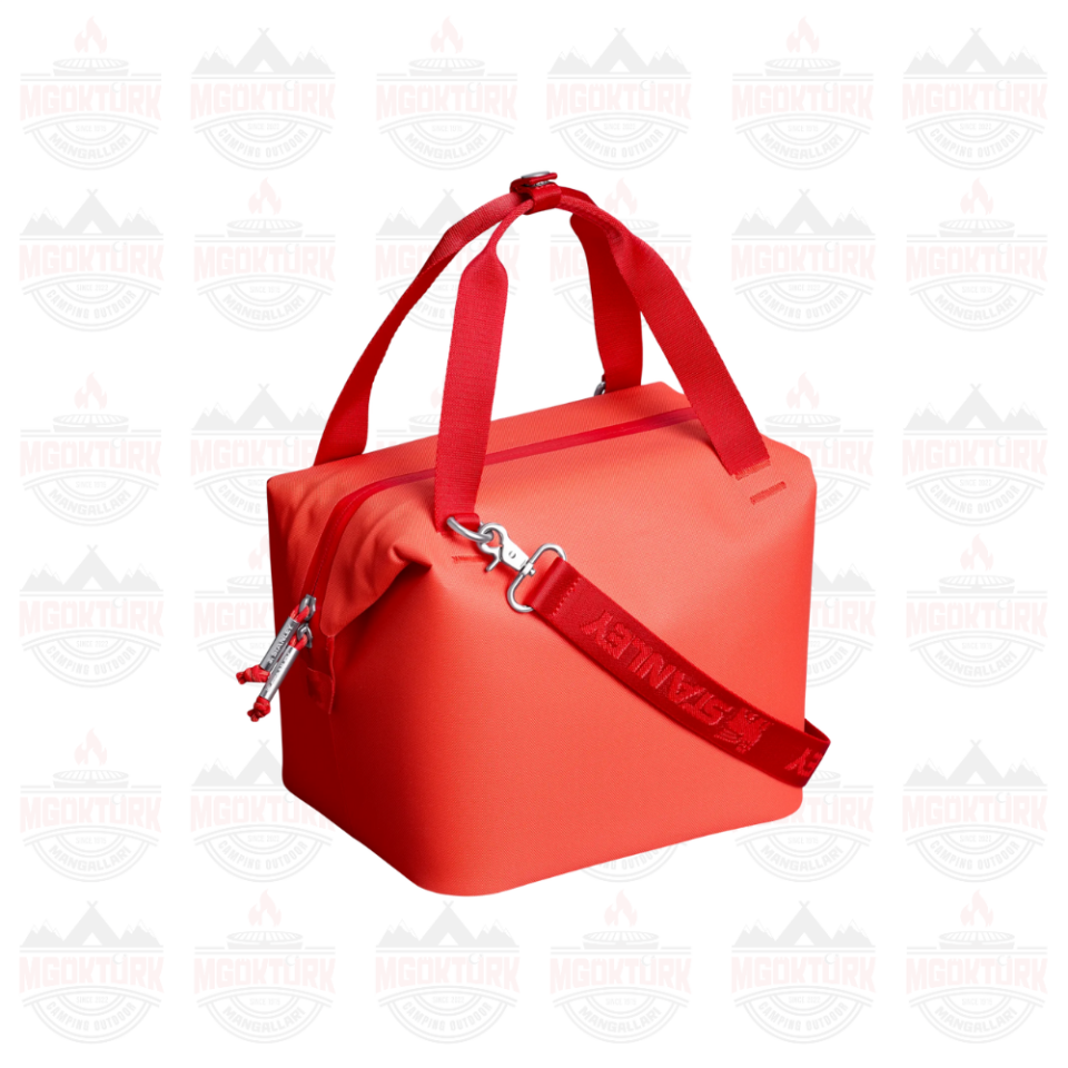The All-Day Julienne Mini Cooler 7L / 7.4QT Hot Coral