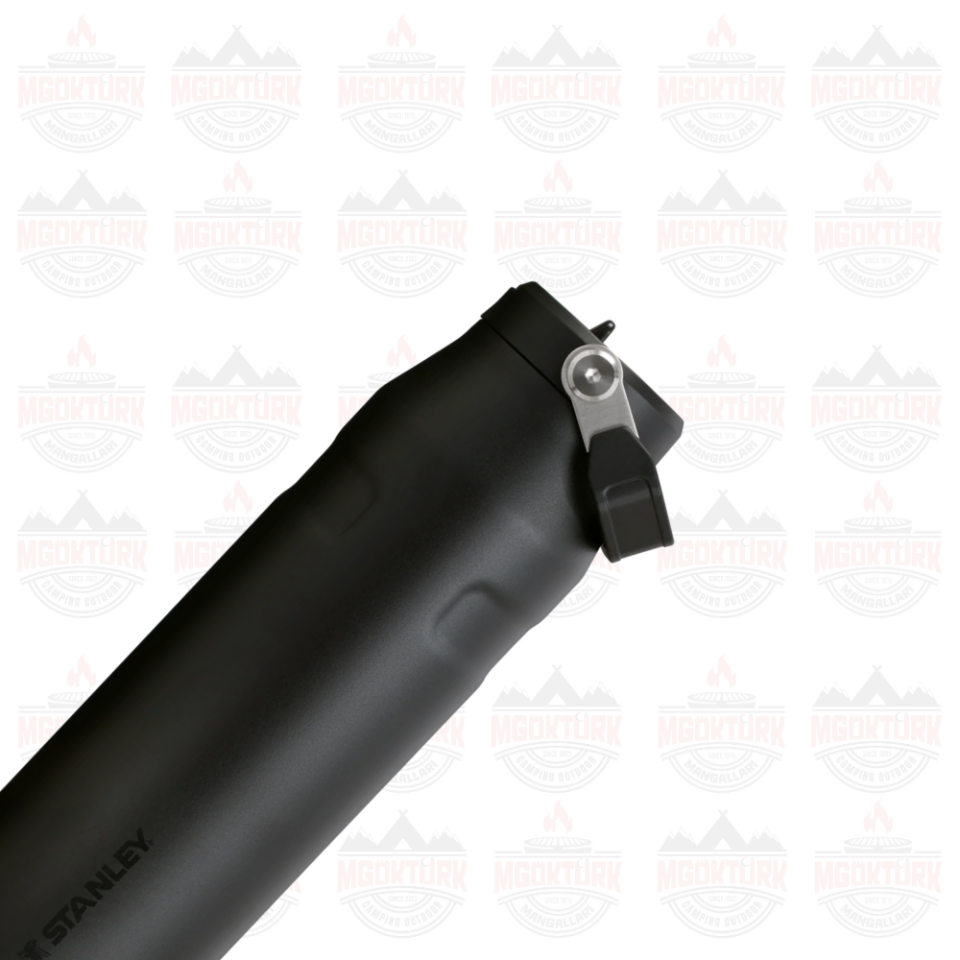 The IceFlow™ Bottle Flip Straw 2.0 1.06L / 36oz Black 2.0