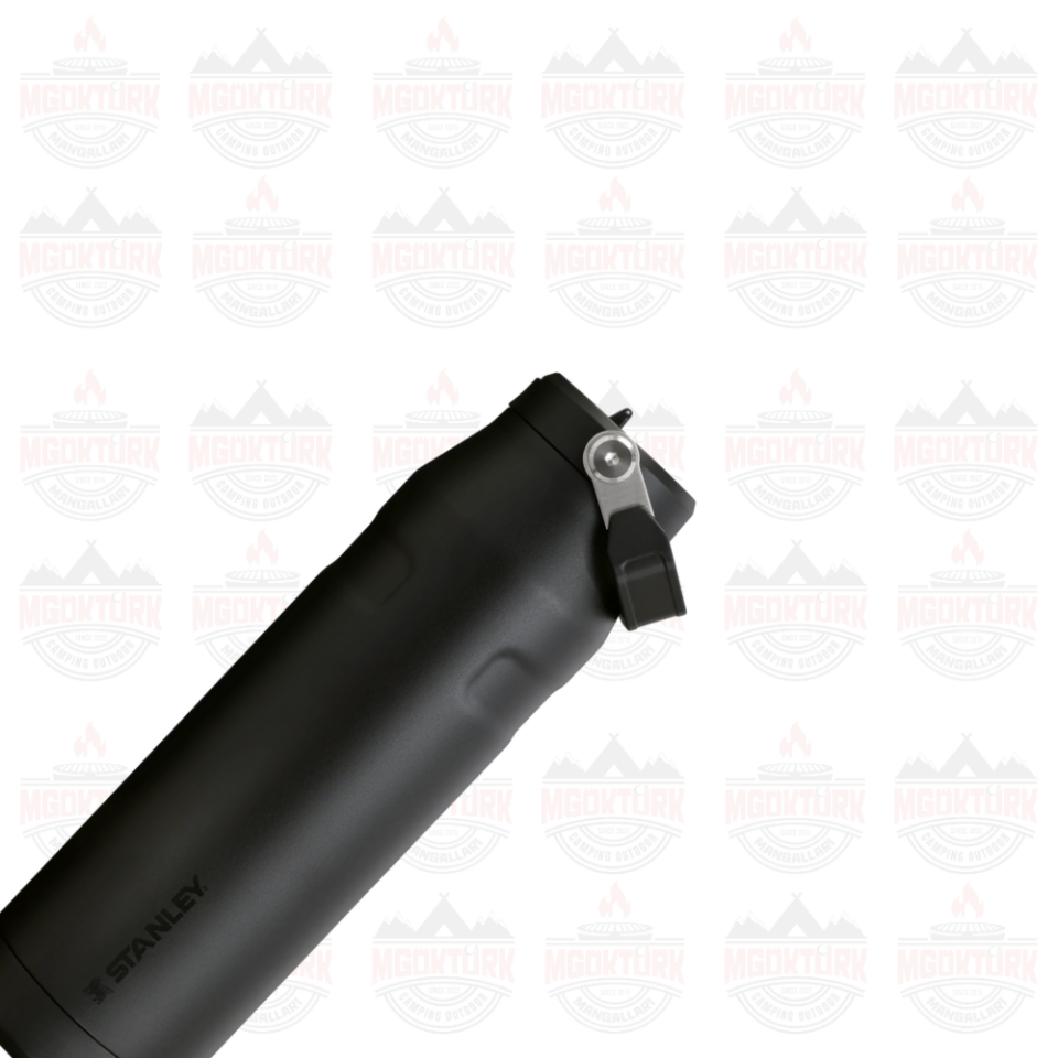 The IceFlow™ Bottle Flip Straw 2.0 0.07L / 24oz Black 2.0