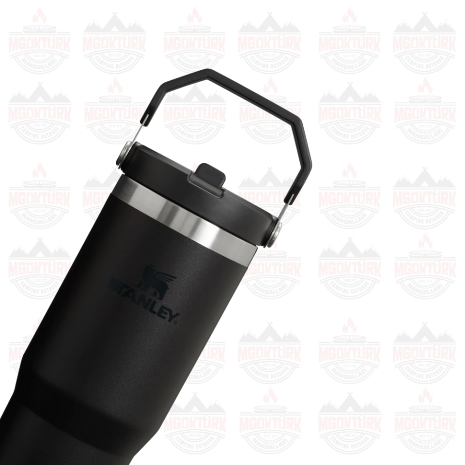 The IceFlow ™ Flip Straw Tumbler 0.89 LT Black 2.0
