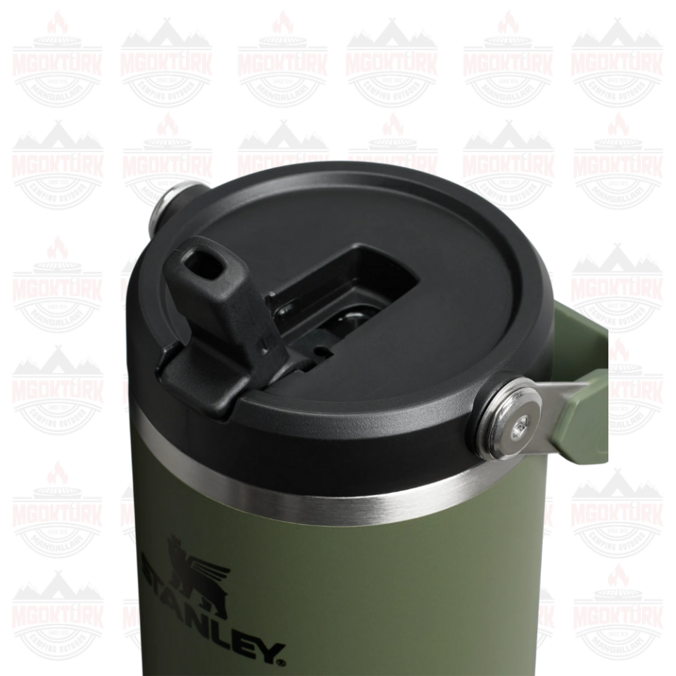 The IceFlow ™ Flip Straw Tumbler 0.89 LT Dried Pine